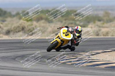 media/Jan-15-2026-Racers Edge (Thu) [[dfebeb70ab]]/2-A Group/Session 3 (Turn 16)/